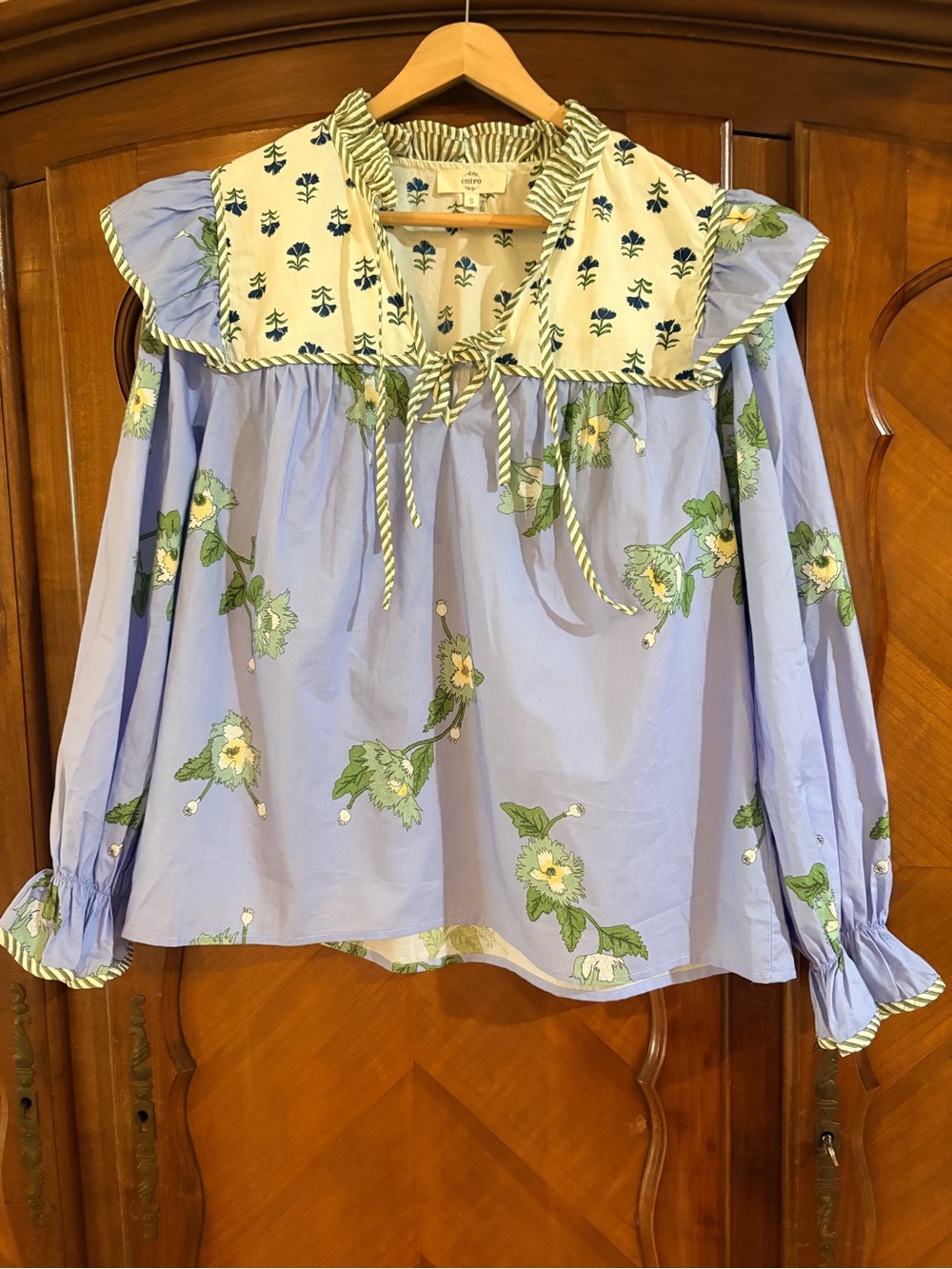 NWT Entro Floral Tie-Neck Ruffled Yoke Blouse in Light Blue size small # 1248 - Picture 2 of 5